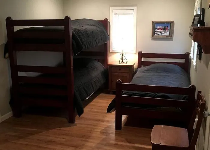 Holiday home Beautifully Furnished Barn Getaway Located On A Sustainable Living Farm Near Metropolis, Illinois